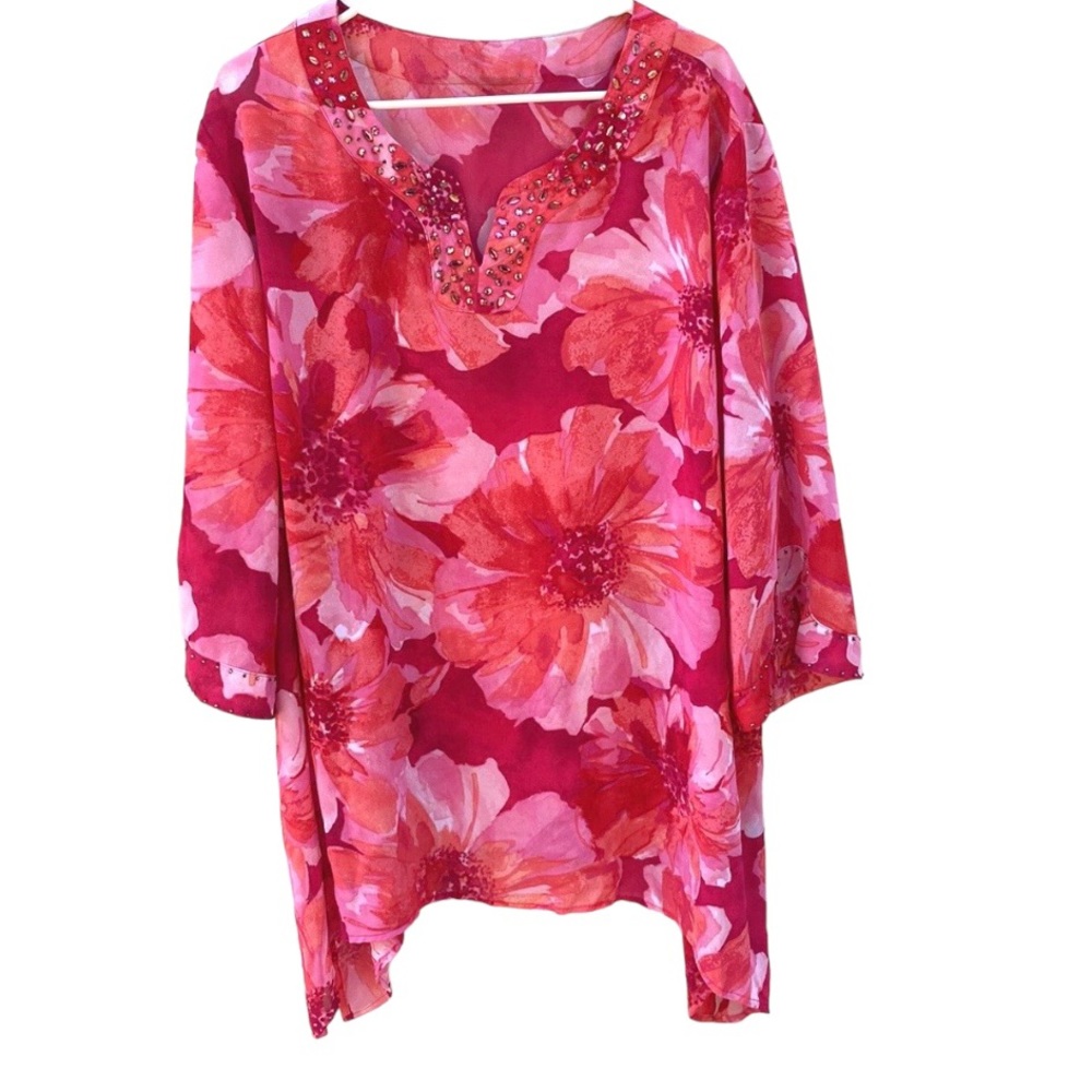 Unbranded pink floral Womens plus size 3X embellished 3/4 sleeve Flowy blouse